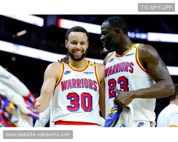 库里28分钟27分，勇士核心高效表现引领团队进攻