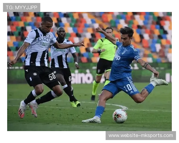 乌迪内斯球迷主场狂欢，终结罗马不败纪录引爆社交媒体